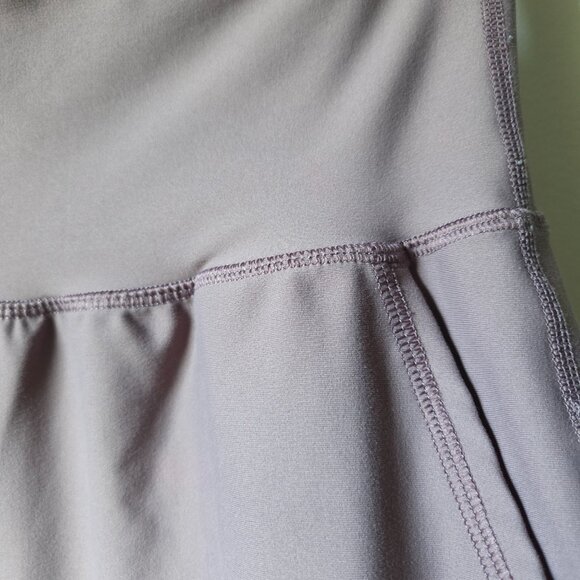 EUC OLD NAVY ACTIVE POWERSOFT HIGH RISE LEGGINGS JOGGERS WITH POCKETS SIZE M - Picture 11 of 15